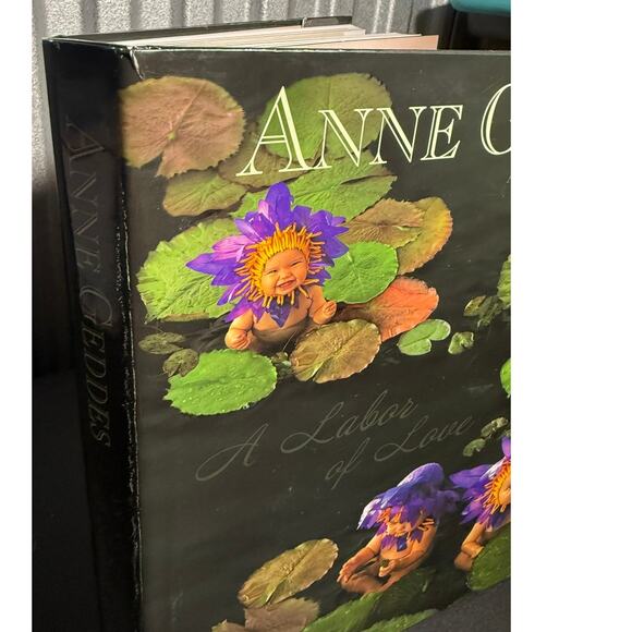 Signed A Labor of Love An Autobiography by Anne Geddes Autographed HC Book - Picture 2 of 10